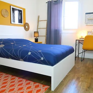 Appartement Centre Ville - 5 Min Plage - Lumineux - Wifi Gratuit, Guidel