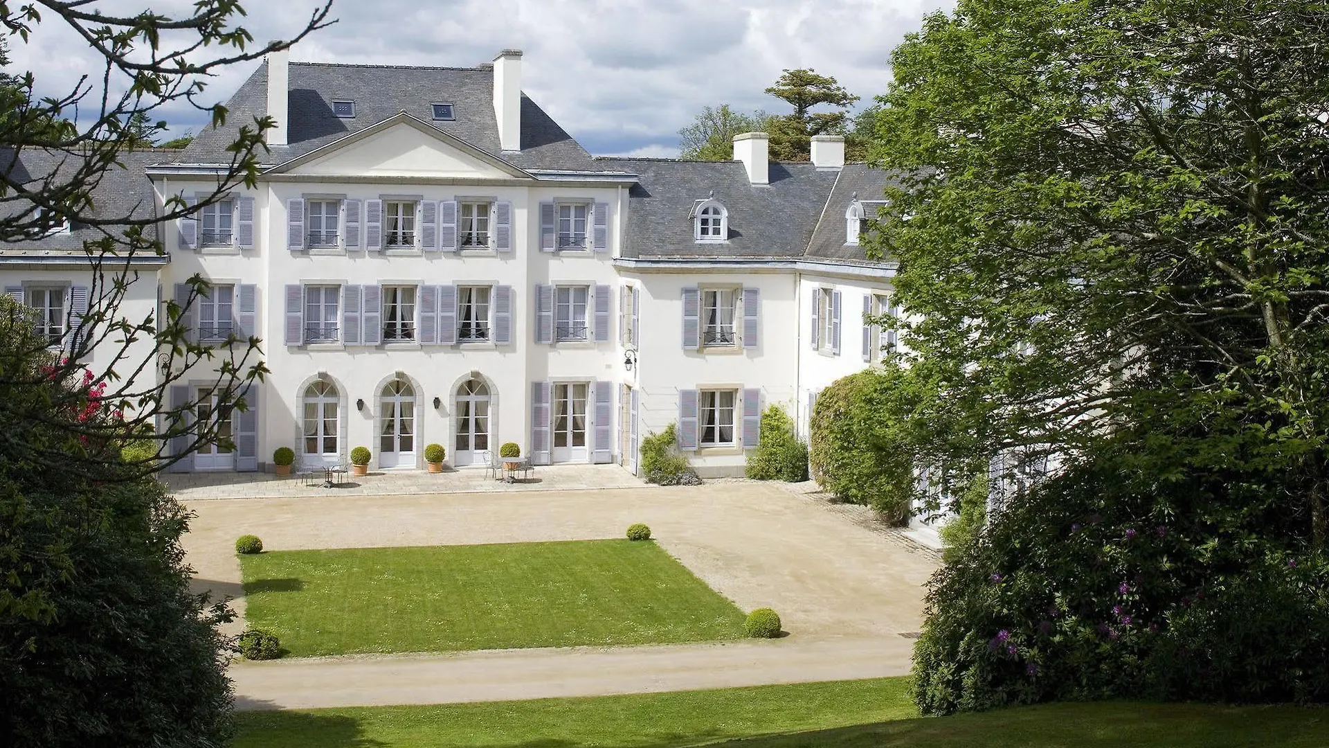 Hotel Domaine De Kerbastic à Guidel